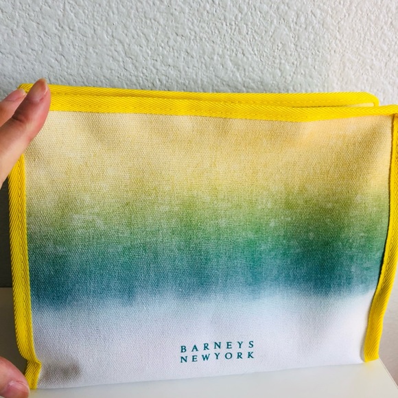 Hair care 6 pieces worth $100+ - Picture 7 of 9